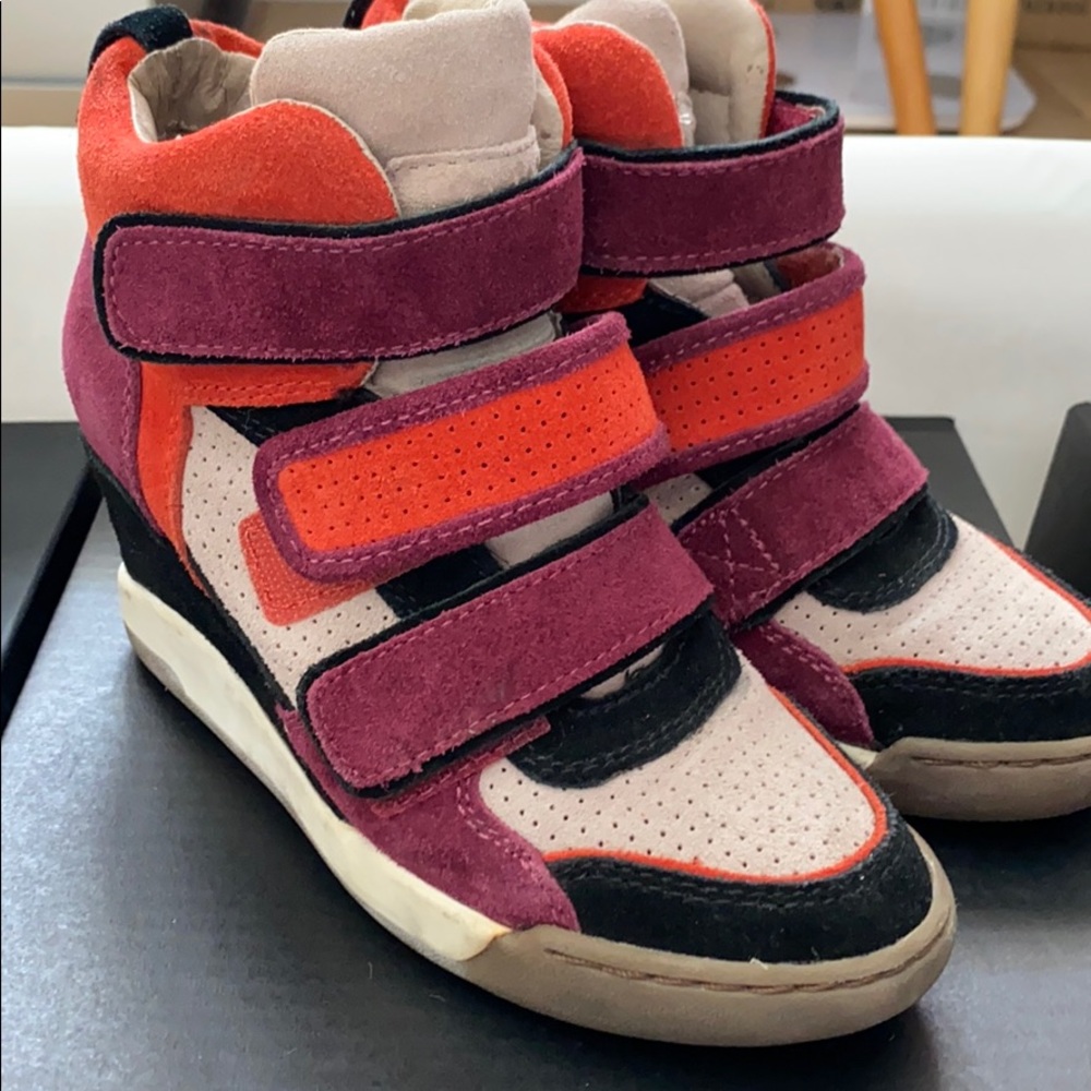 Ash sneakers